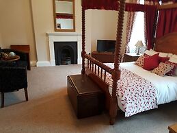The Greyhound Hotel