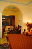 Hotel Harmony