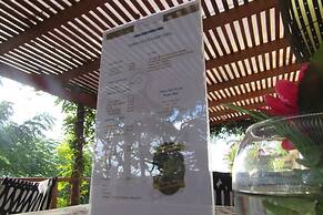 Easter Island Ecolodge