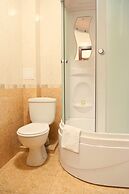 Manhattan Hotel & Restaurant