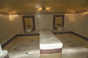 Manhattan Hotel & Restaurant