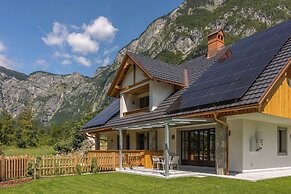 PRIVILLAGE STARE - B&B, Villa and Chalet Resort
