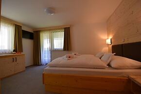 PRIVILLAGE STARE - B&B, Villa and Chalet Resort