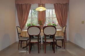PRIVILLAGE STARE - B&B, Villa and Chalet Resort