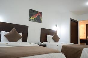 Hotel Pinares Plaza