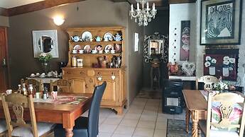 At Eezzze Riversway Self Catering