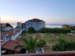 Anema By The Sea Guesthouse