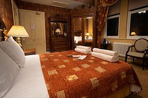 Tre-Ysgawen Hall