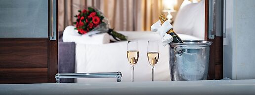 Pivot Hotel Montecasino