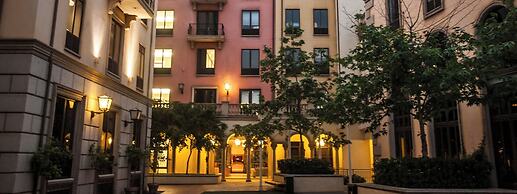 Pivot Hotel Montecasino