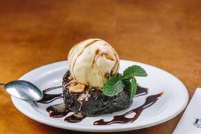 Victory Business Hotel