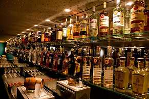 Victory Business Hotel