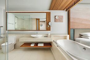 Renaissance Phuket Resort & Spa