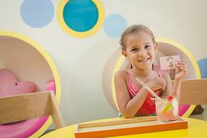 Renaissance Phuket Resort & Spa