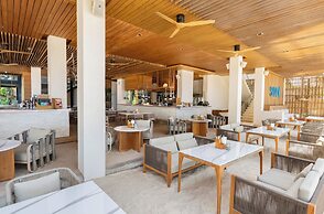 Renaissance Phuket Resort & Spa