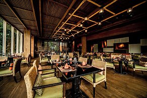 Renaissance Phuket Resort & Spa