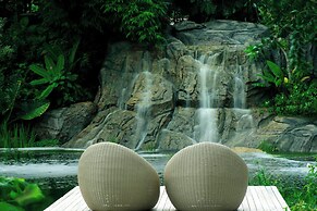 Renaissance Phuket Resort & Spa