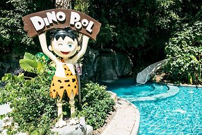 Renaissance Phuket Resort & Spa