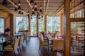 Renaissance Phuket Resort & Spa