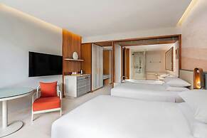 Renaissance Phuket Resort & Spa