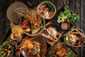 Renaissance Phuket Resort & Spa