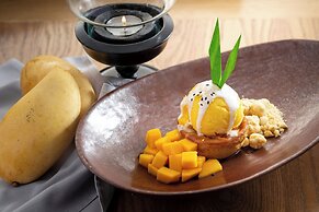 Renaissance Phuket Resort & Spa