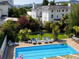 Riviera Lodge Hotel