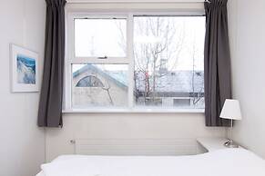 101 Guesthouse Hotel