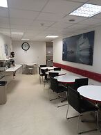 101 Guesthouse Hotel