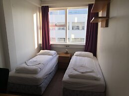 101 Guesthouse Hotel