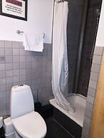 101 Guesthouse Hotel