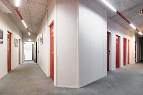 101 Guesthouse Hotel