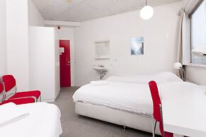 101 Guesthouse Hotel