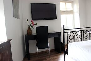 Hôtel La Maison Rouge