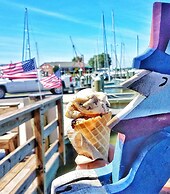 Sandaway Suites & Beach