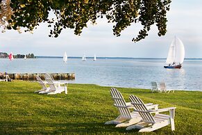 Sandaway Suites & Beach