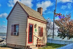 Sandaway Suites & Beach