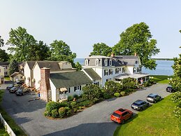 Sandaway Suites & Beach