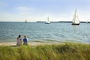 Sandaway Suites & Beach