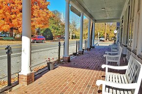 Sandaway Suites & Beach