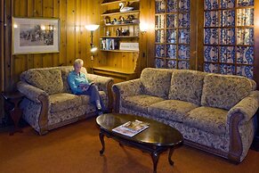 Sandaway Suites & Beach