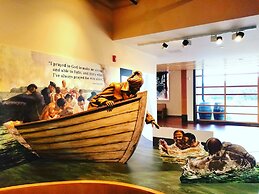 Sandaway Suites & Beach