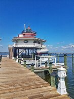 Sandaway Suites & Beach