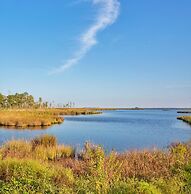 Sandaway Suites & Beach