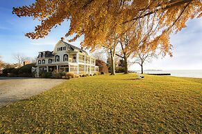 Sandaway Suites & Beach