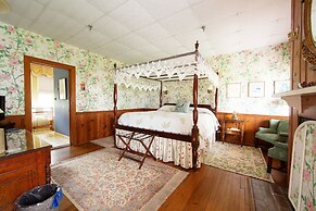 Sandaway Suites & Beach