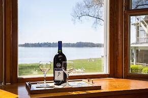 Sandaway Suites & Beach