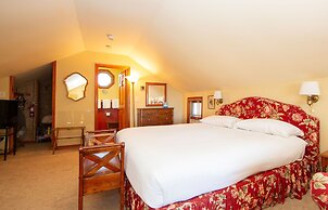 Sandaway Suites & Beach