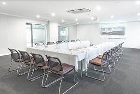 The Waverley International Hotel