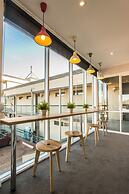 The Waverley International Hotel